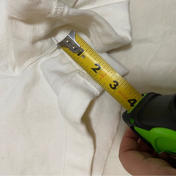 Old navy white shorts overalls shorteralls - Picture 4 of 6